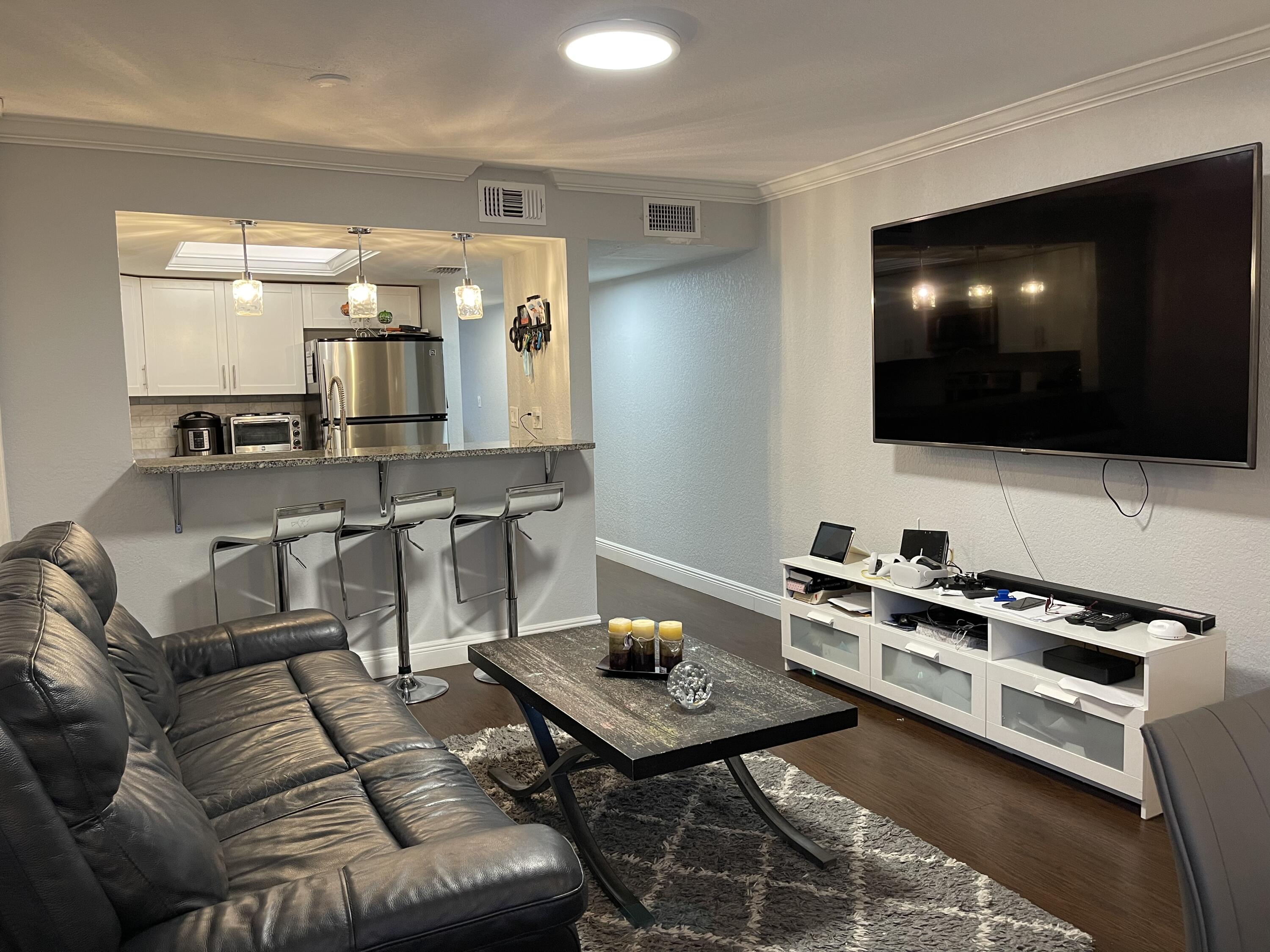 9500 Southwest 3rd Street, Unit 233 Boca Raton, FL 33428 - Photo 10 of 25 9FE4DFF0-CDDA-4F5C-B4D1-5C57CEC6A2ED
