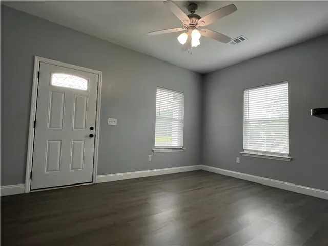 $1,350 | 1518 Swamp Road, Townsend, GA 31331