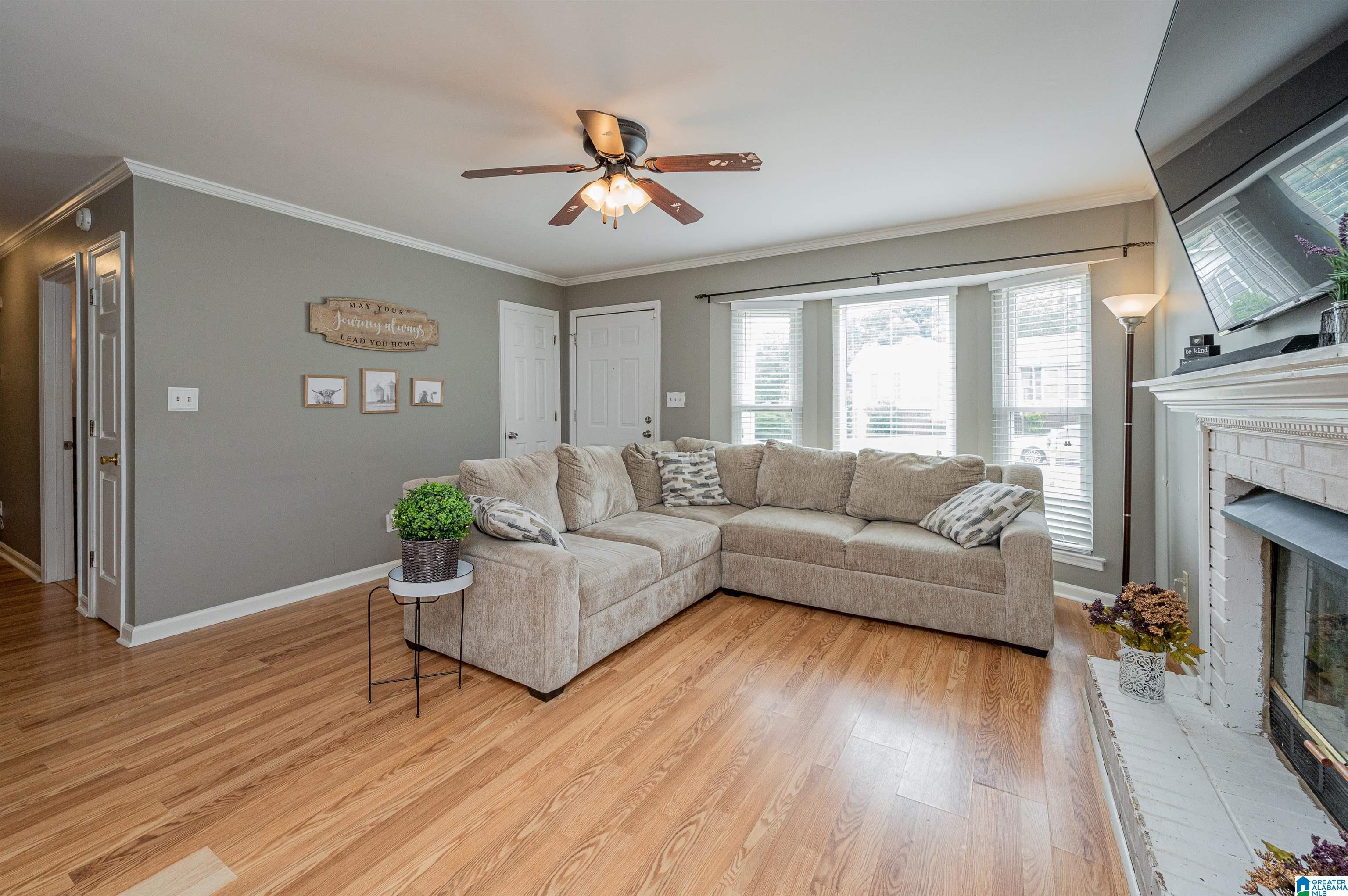 108 Dolphin Court Alabaster, AL 35007 - Photo 5 of 36