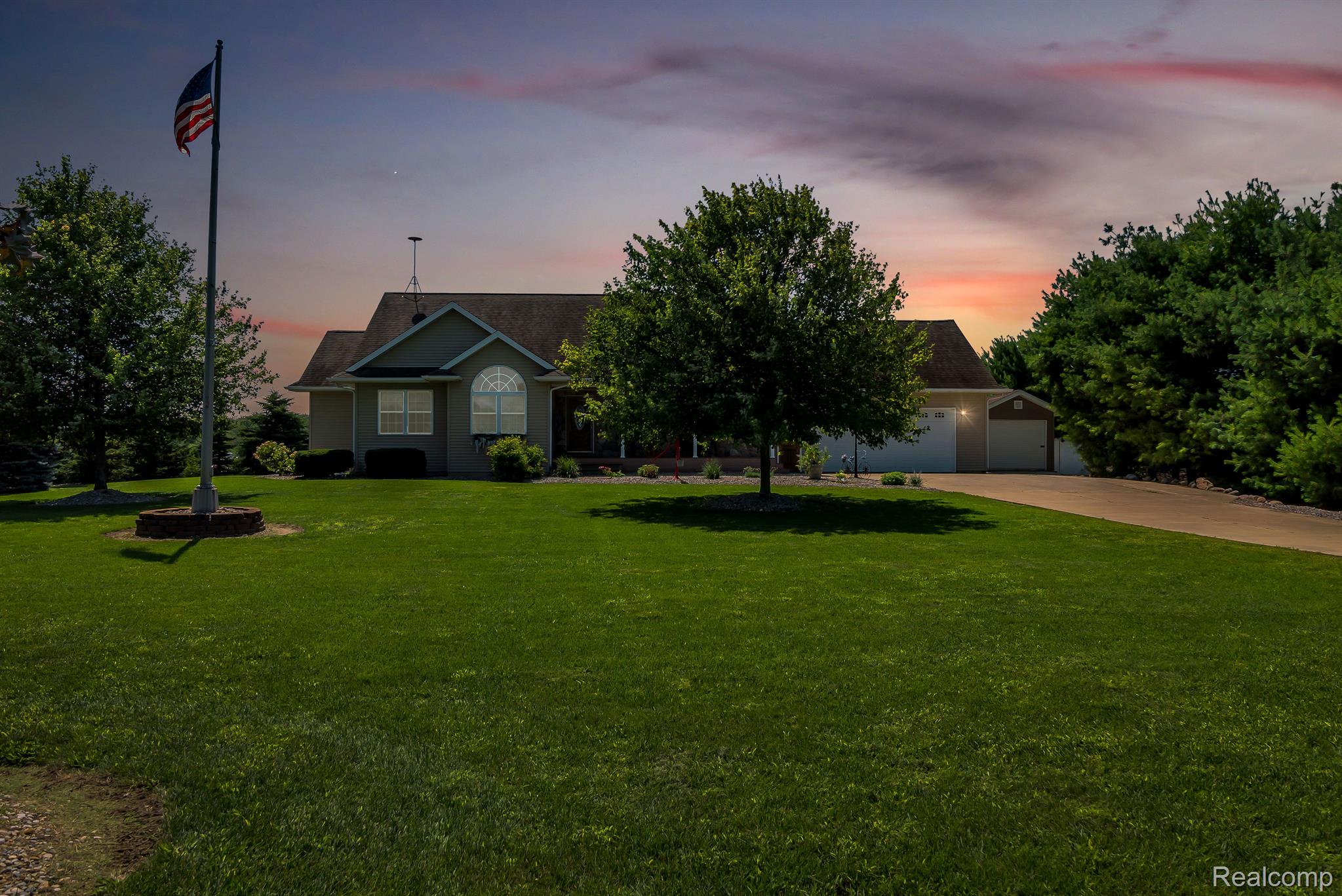 10517 East Lovejoy Road Perry, MI 48872 - Photo 1 of 56 Gallery Image 1
