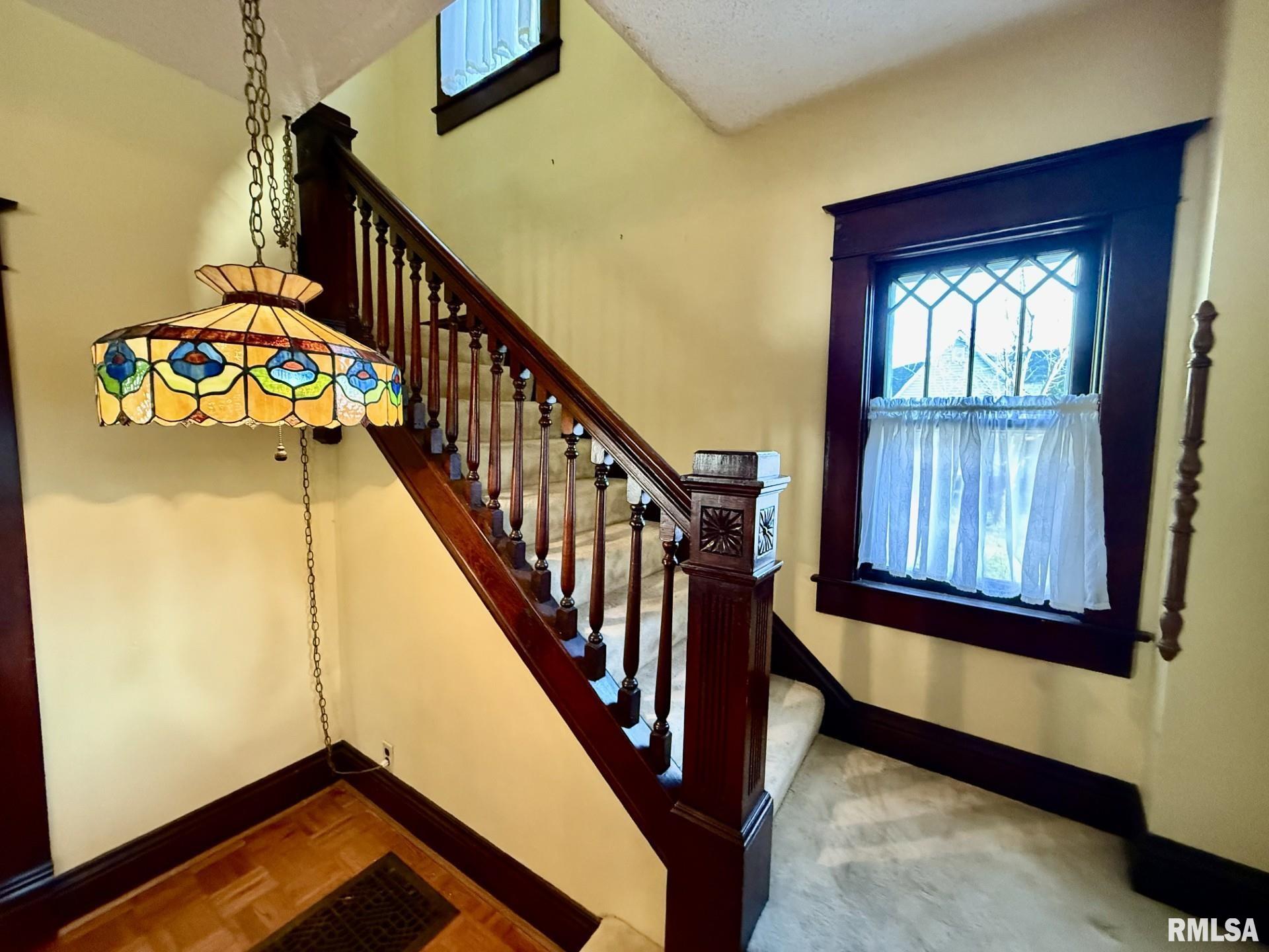 407 Ross Street Kewanee, IL 61443 - Photo 11 of 32