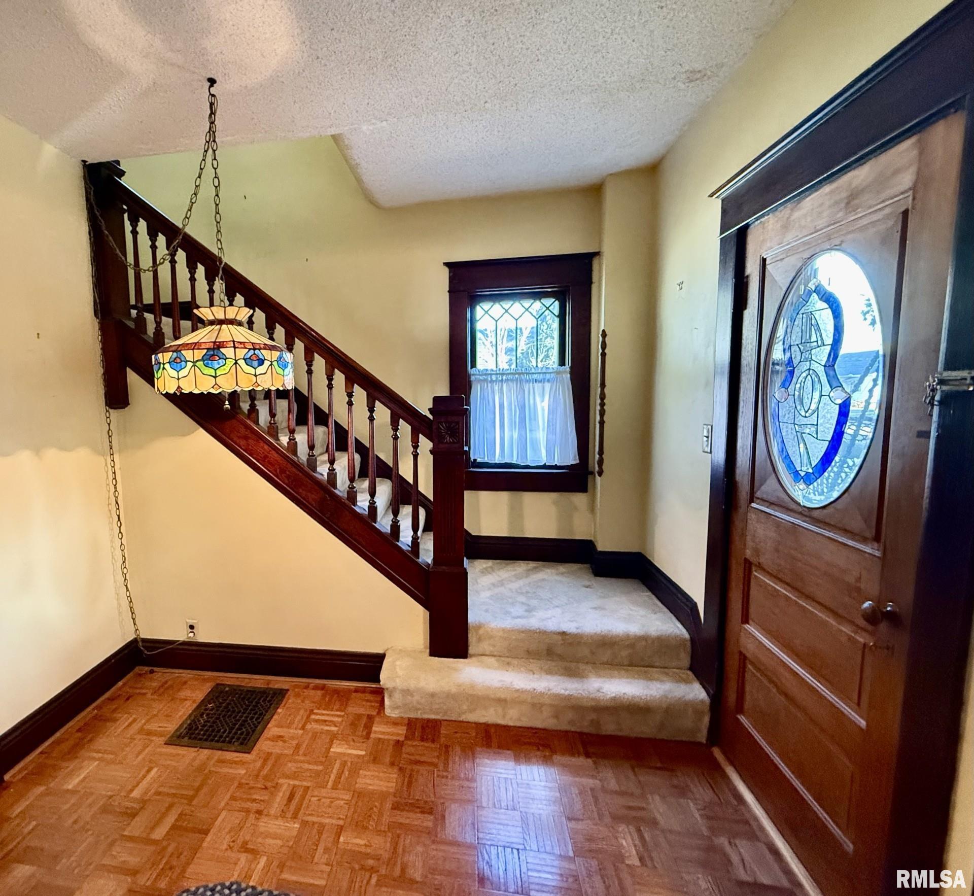 407 Ross Street Kewanee, IL 61443 - Photo 10 of 32