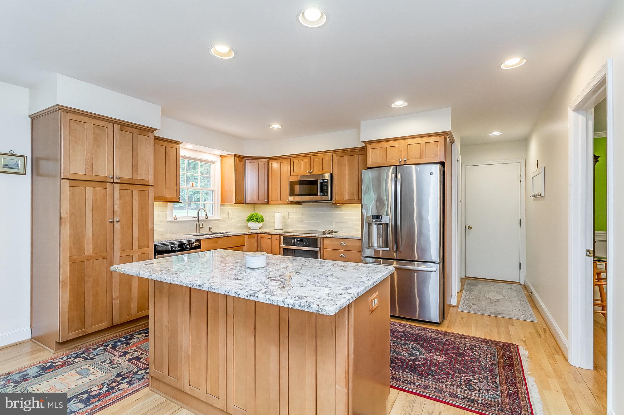 805 West Padonia Road Cockeysville, MD 21030 - Photo 15 of 44 Island