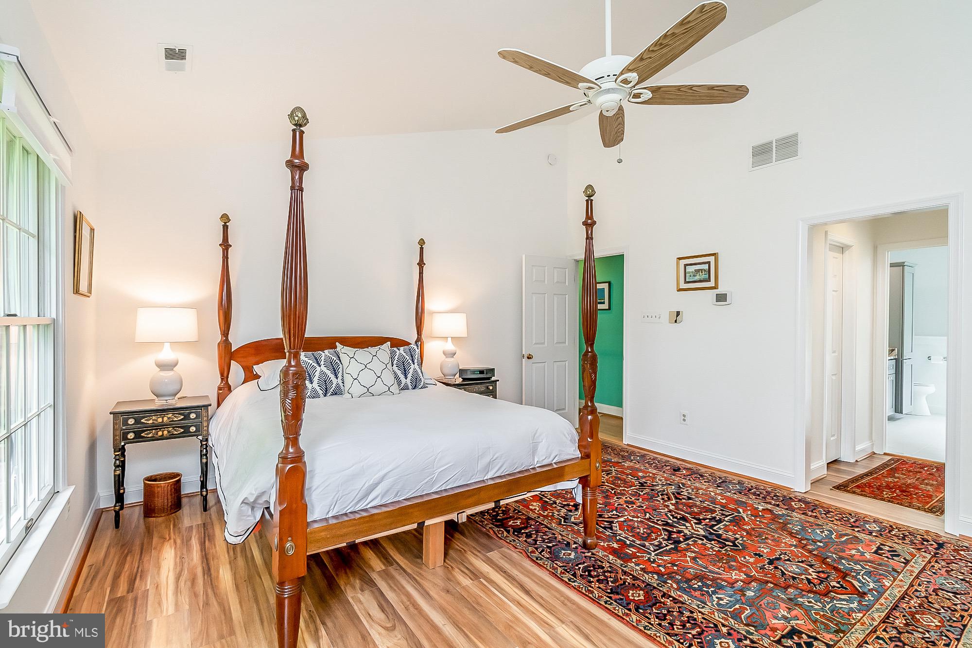 805 West Padonia Road Cockeysville, MD 21030 - Photo 21 of 44 Large Primary Bedroom