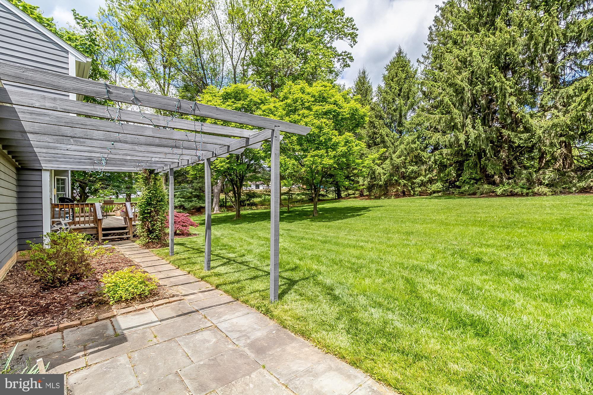 805 West Padonia Road Cockeysville, MD 21030 - Photo 41 of 44 Back Yard area