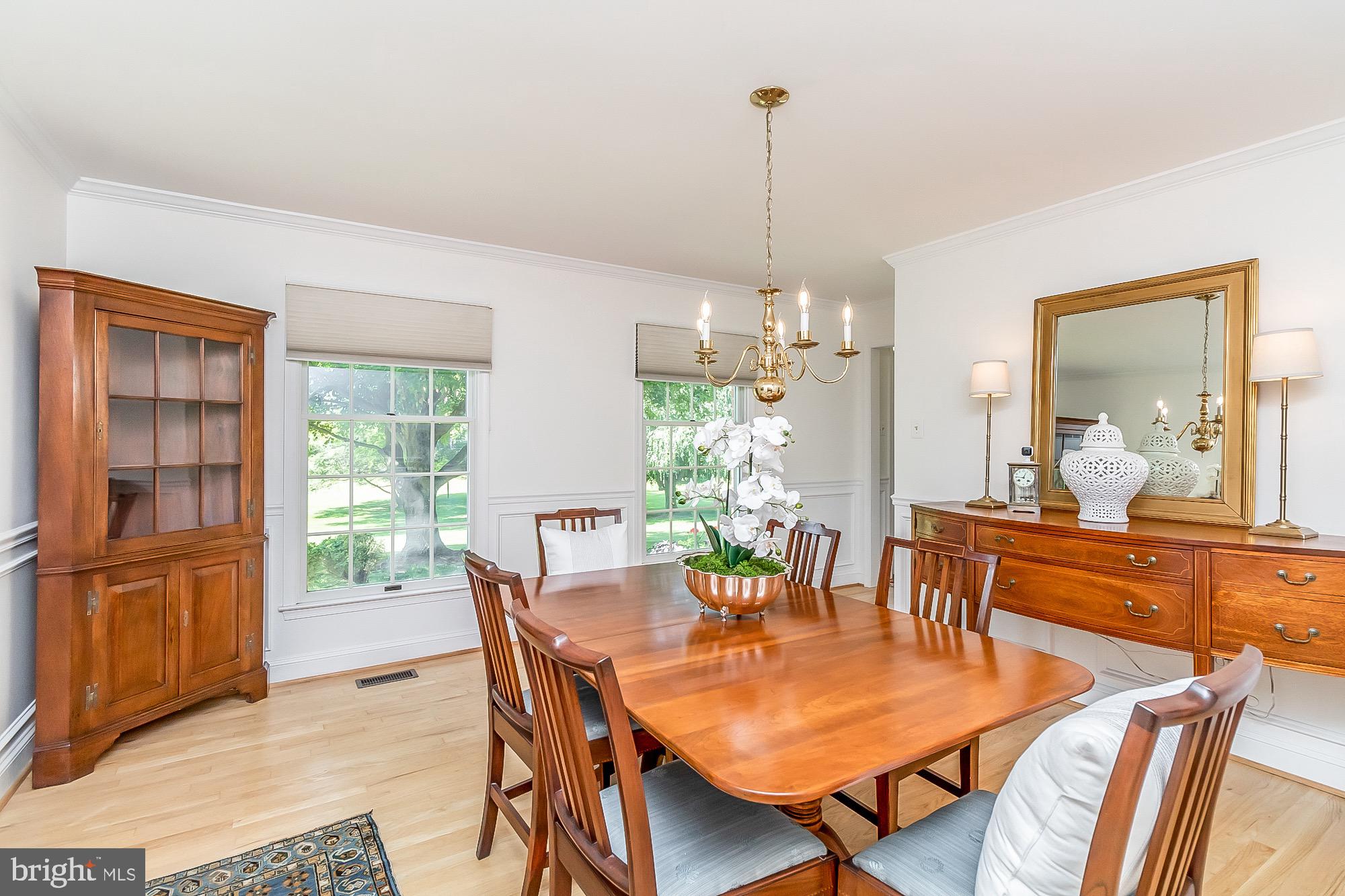 805 West Padonia Road Cockeysville, MD 21030 - Photo 8 of 44 Dining Room