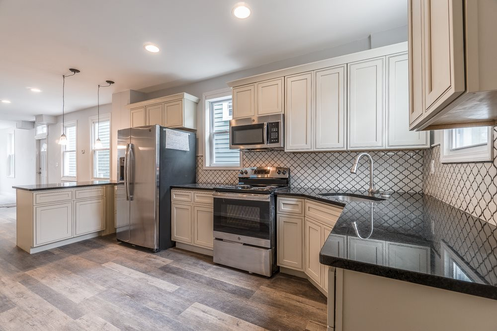 824 Perry Street Covington, KY 41011 - Photo 7 of 28 Gallery Image 7