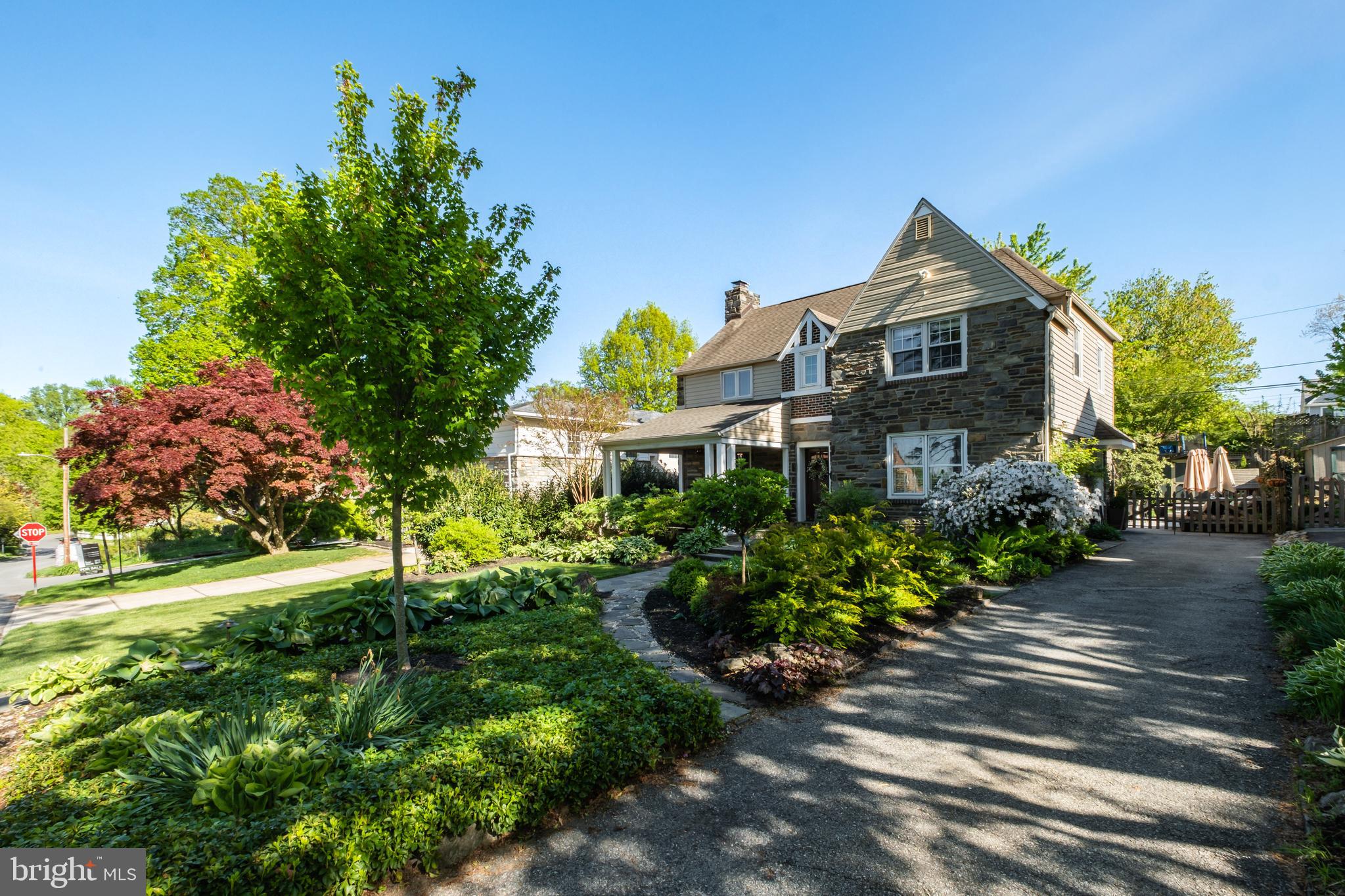 18 West Amherst Road Bala Cynwyd, PA 19004 - Photo 2 of 61