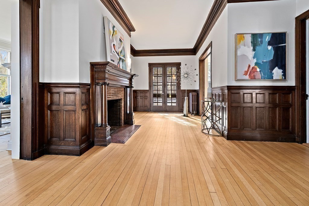 172 Buckminster Road Brookline, MA 02445 - Photo 6 of 20