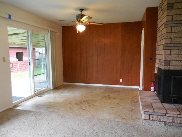 504 Southeast Riverside Avenue Grants Pass, OR 97526 - Photo 4 of 11 Additional Photo