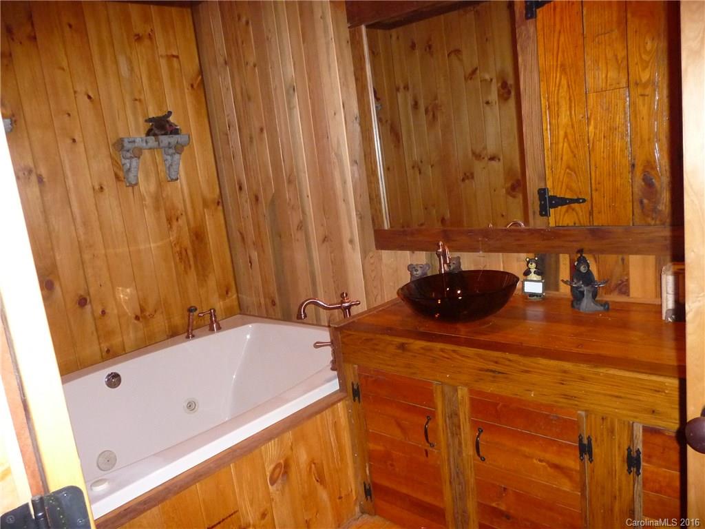 2932 Big Laurel Road Marshall, NC 28753 - Photo 14 of 24 Gallery Image 14