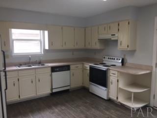 8420 Ramsgate Road Pensacola, FL 32514 - Photo 3 of 23 Gallery Image 3