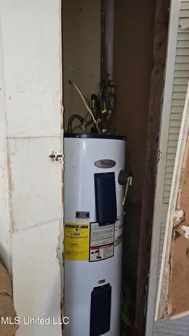 $40,000 | 50 Joe Hassell Cove, Coldwater, MS 38618