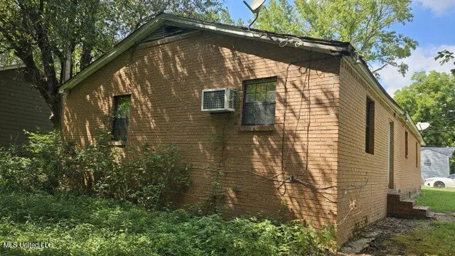 $40,000 | 50 Joe Hassell Cove, Coldwater, MS 38618