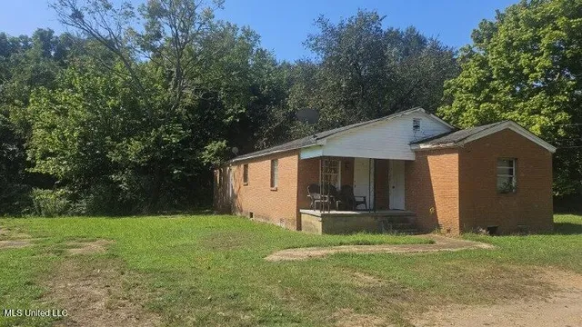 $40,000 | 50 Joe Hassell Cove, Coldwater, MS 38618