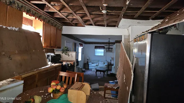 $40,000 | 50 Joe Hassell Cove, Coldwater, MS 38618