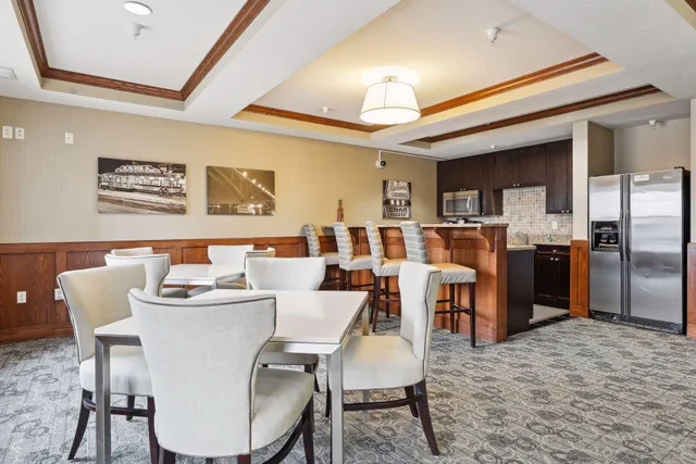 $220,000 | 1800 Graham Avenue West, Unit 325, St. Paul, MN 55116