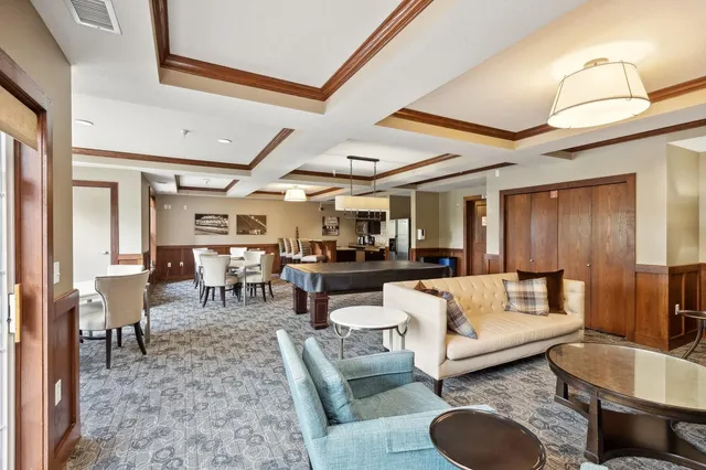 $220,000 | 1800 Graham Avenue West, Unit 325, St. Paul, MN 55116