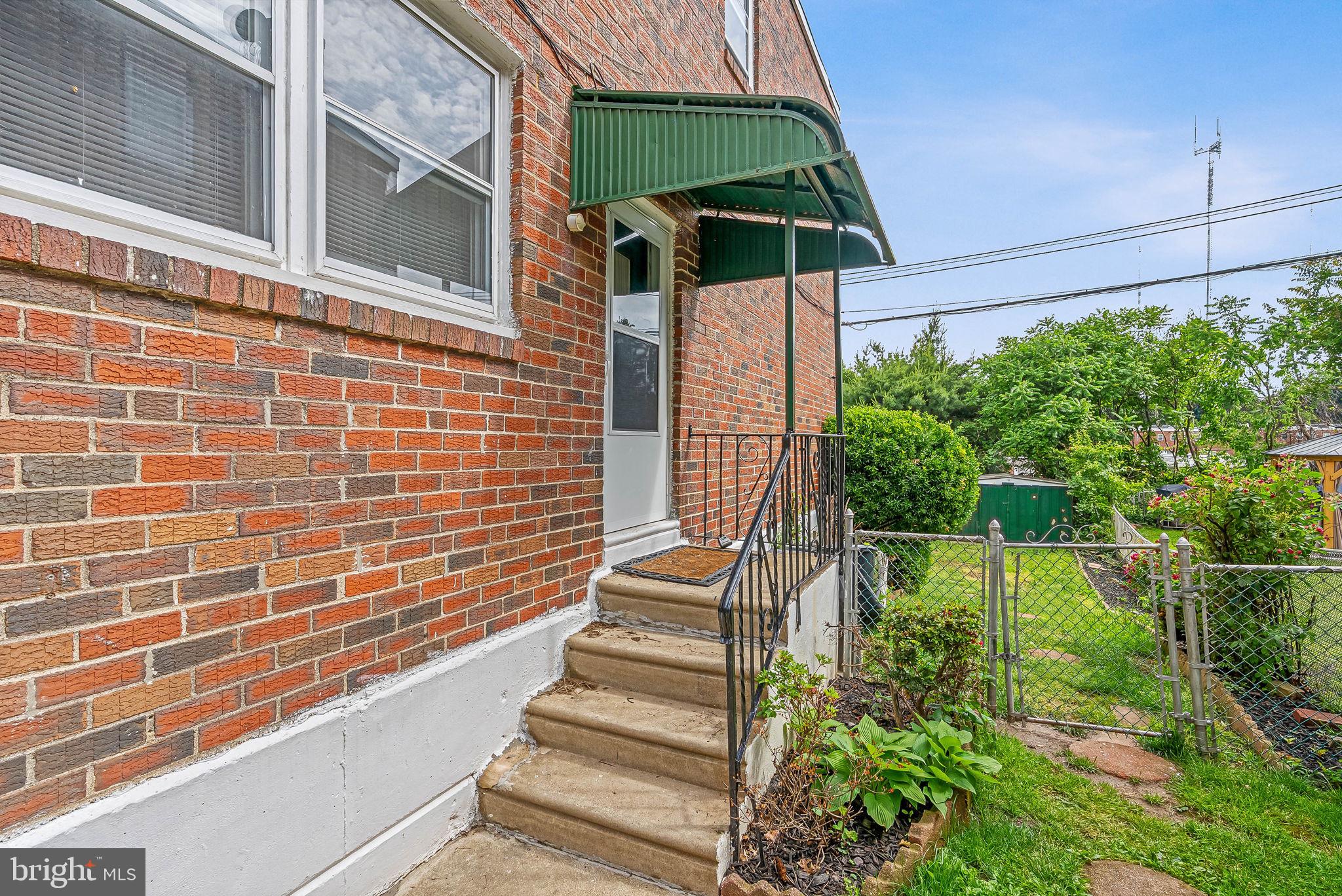 7450 Hill Road Philadelphia, PA 19128 - Photo 4 of 32
