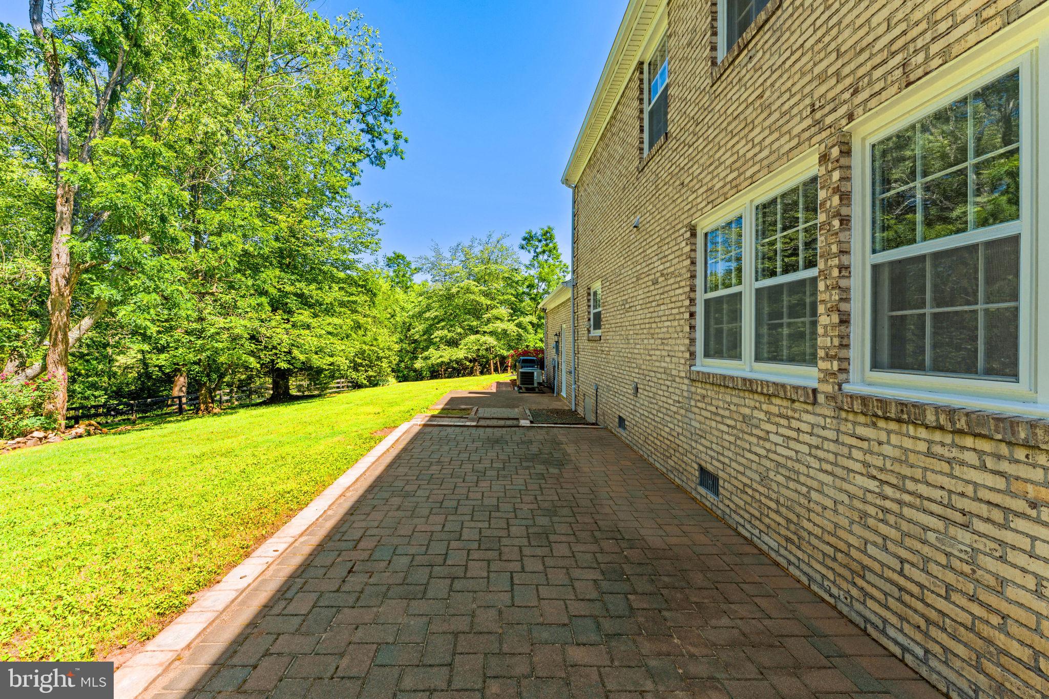 6989 Fredericksburg Road Barboursville, VA 22923 - Photo 62 of 74