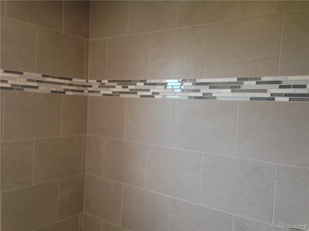 5695 Sovereign Drive Rochester, MI 48306 - Photo 24 of 39 JJ TILE.jpg