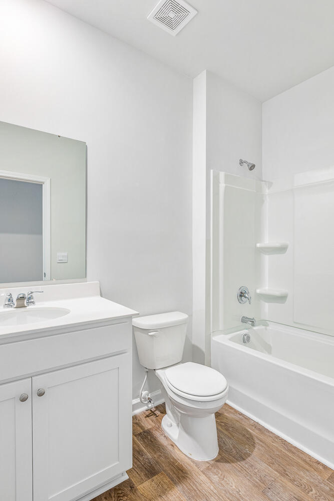 481 Lk Rdg Boulevard Summerville, SC 29486 - Photo 20 of 40 Glenwood E Interior_16