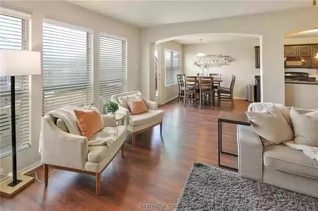 $2,300 | 301 Triumph Court, College Station, TX 77845