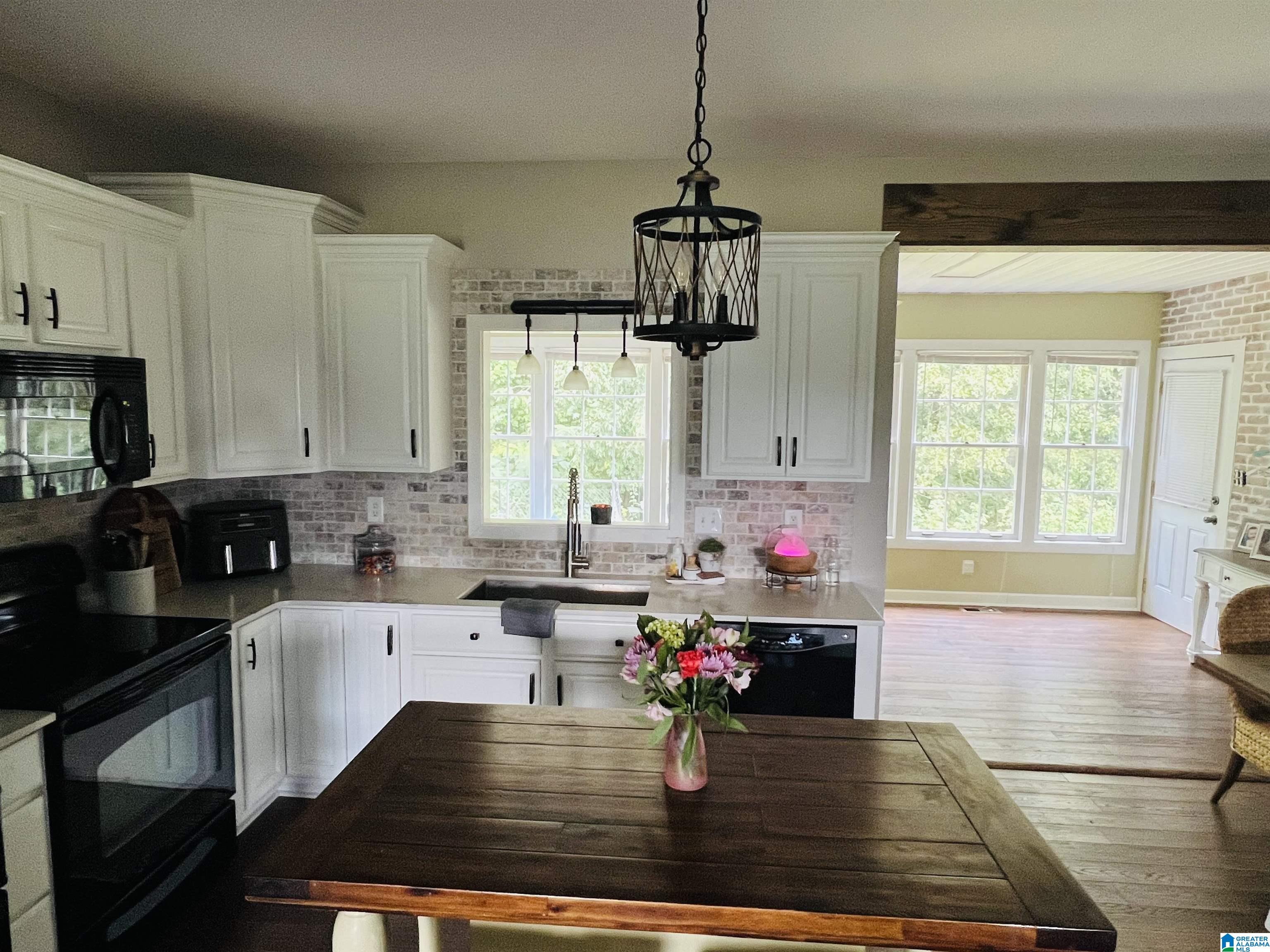 44 Turtle Drive Locust Fork, AL 35097 - Photo 7 of 25
