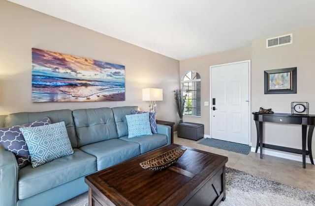 $5,700 | 500 South Farrell Drive, Unit P101, Palm Springs, CA 92264