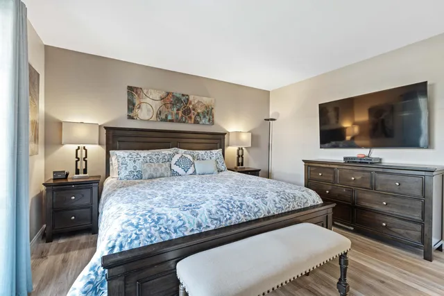 $5,700 | 500 South Farrell Drive, Unit P101, Palm Springs, CA 92264