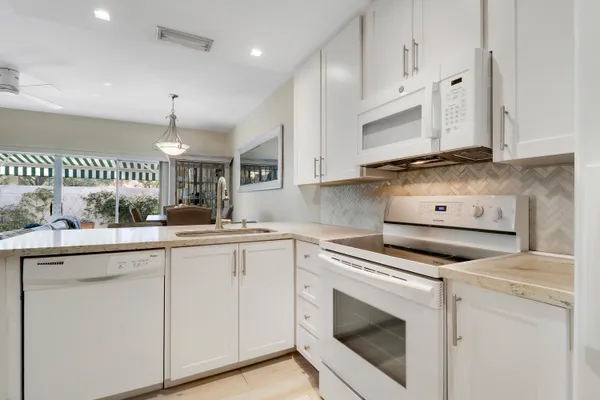 $3,700 | 6 Oakleaf Court, Tequesta, FL 33469