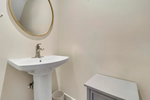 $3,700 | 6 Oakleaf Court, Tequesta, FL 33469