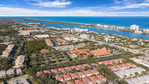 $3,700 | 6 Oakleaf Court, Tequesta, FL 33469