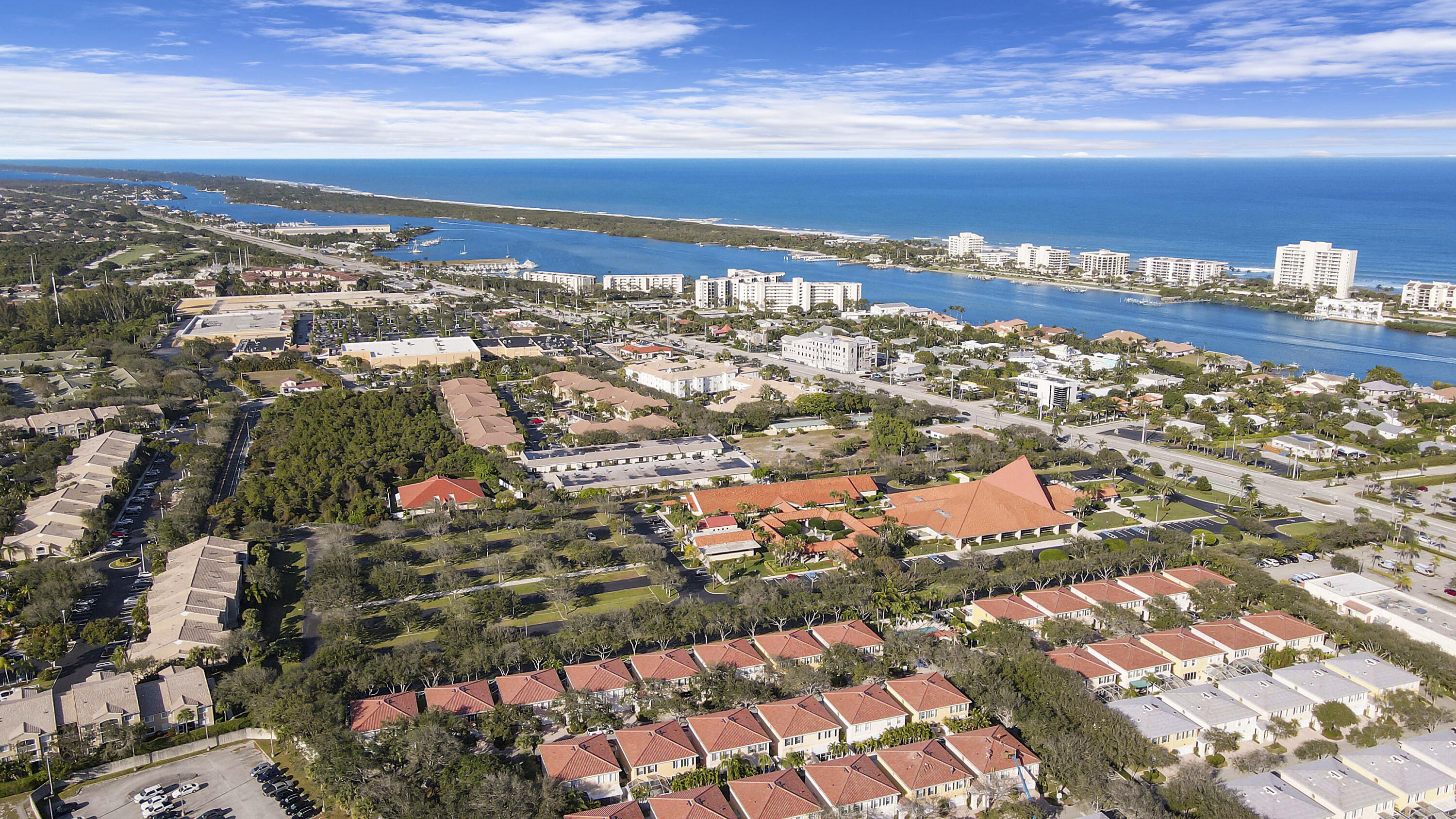 6 Oakleaf Court Tequesta, FL 33469 - Photo 31 of 32 Aerial View North