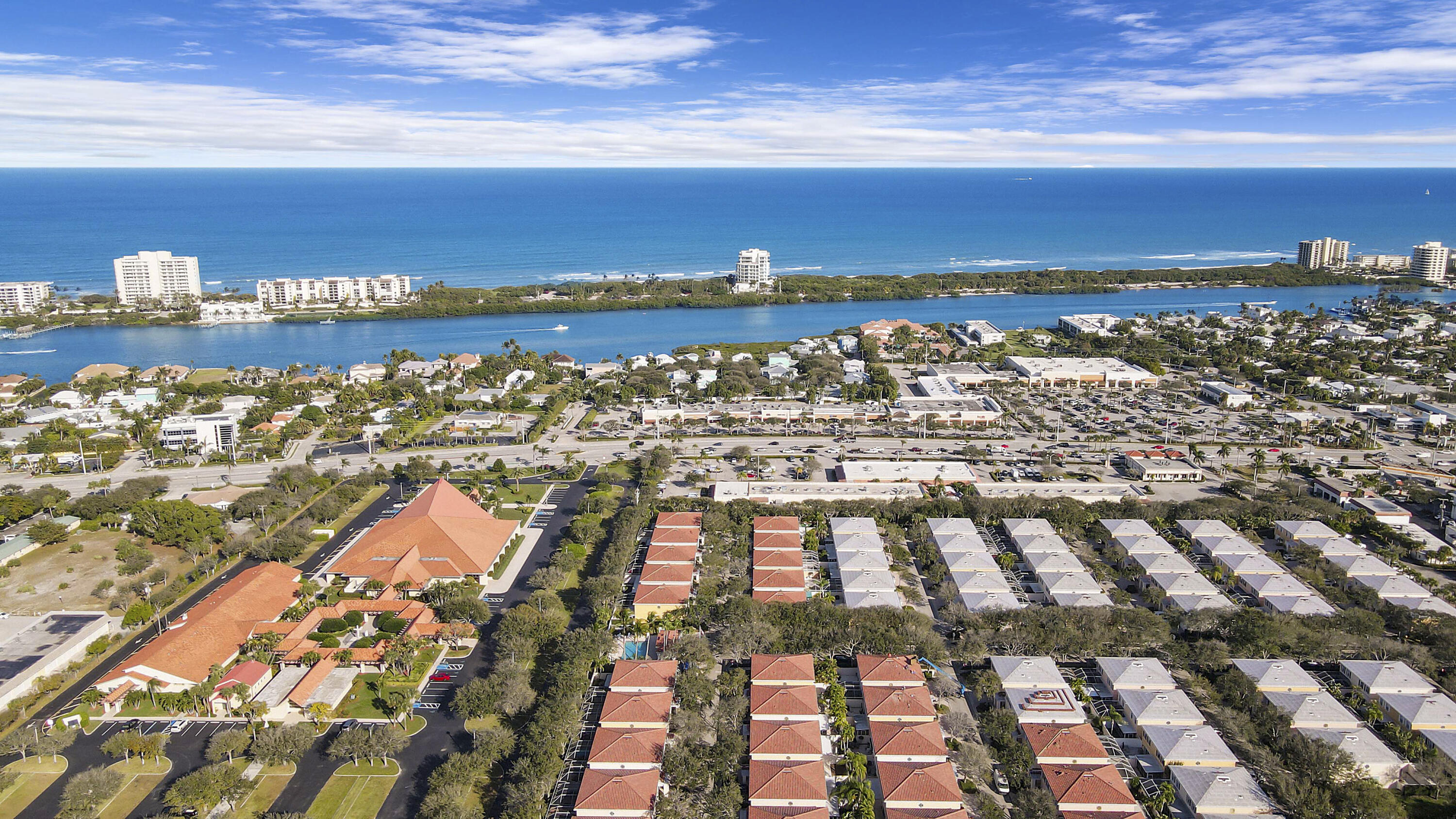 6 Oakleaf Court Tequesta, FL 33469 - Photo 32 of 32 Aerial View East