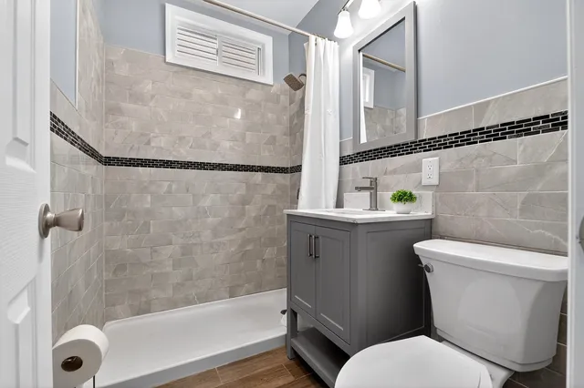 $1,050,000 | 128 West 14th Street, Bayonne, NJ 07002