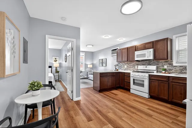 $1,050,000 | 128 West 14th Street, Bayonne, NJ 07002