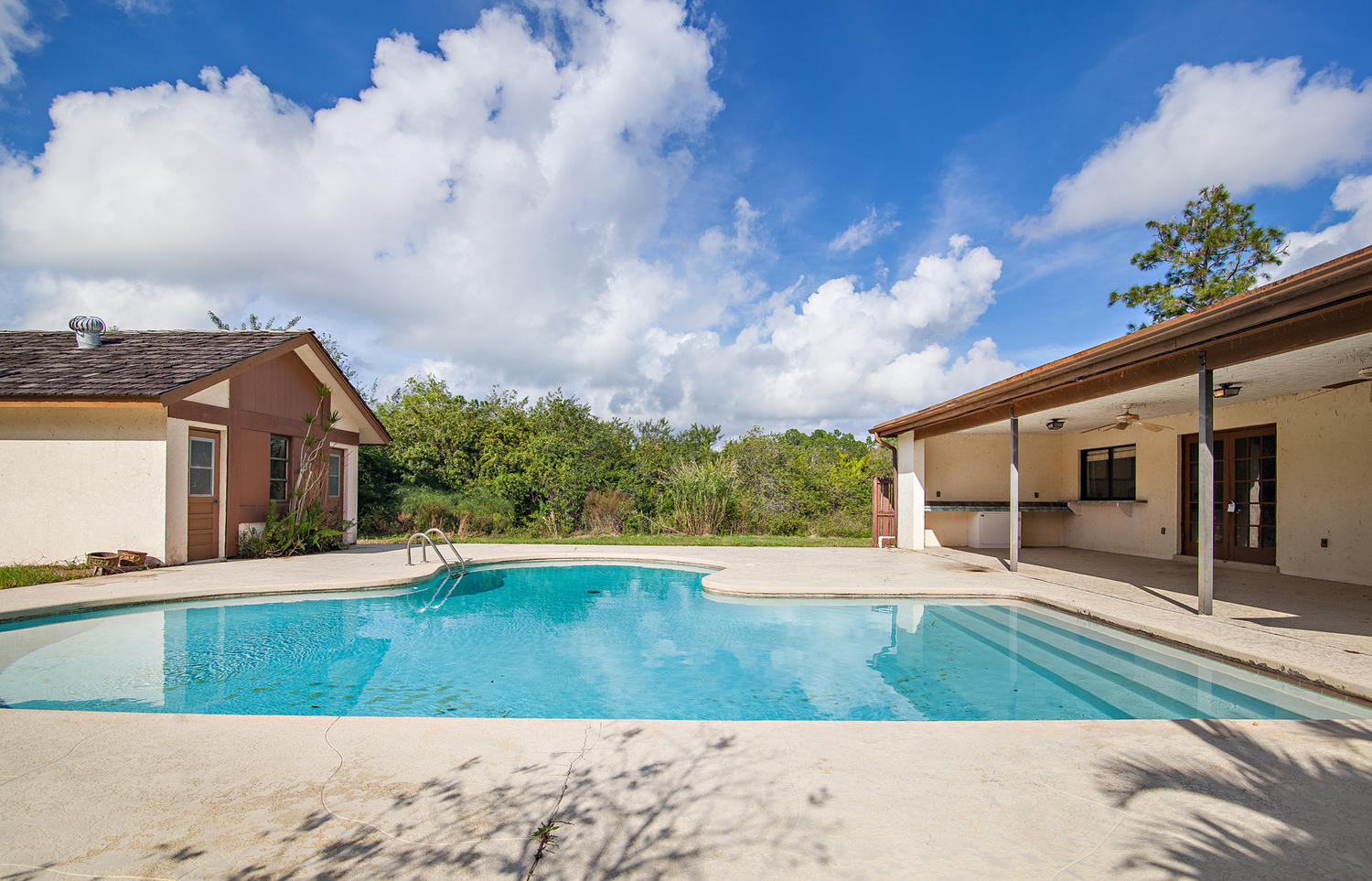 10200 175th Road North Jupiter, FL 33478 - Photo 9 of 32 Pool