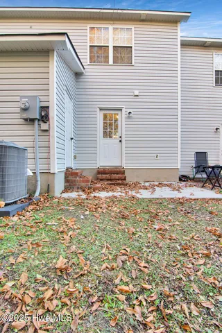 $1,150 | 332 Bracken Place, Jacksonville, NC 28540