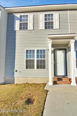 $1,150 | 332 Bracken Place, Jacksonville, NC 28540