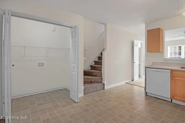 $1,150 | 332 Bracken Place, Jacksonville, NC 28540