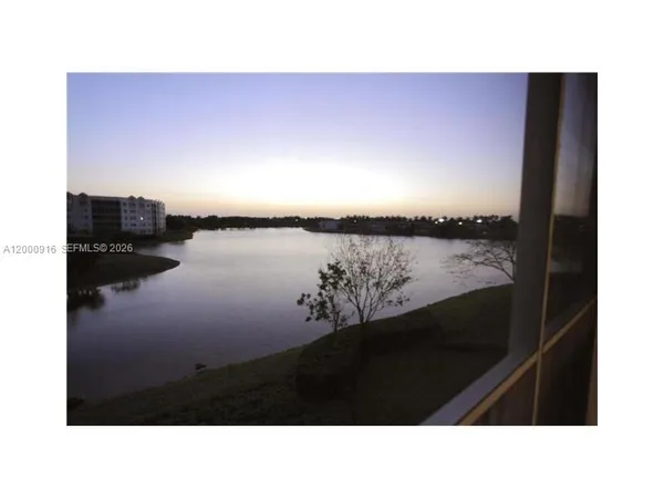 $4,000 | 10730 Northwest 66th Street, Unit 303, Miami, FL 33178