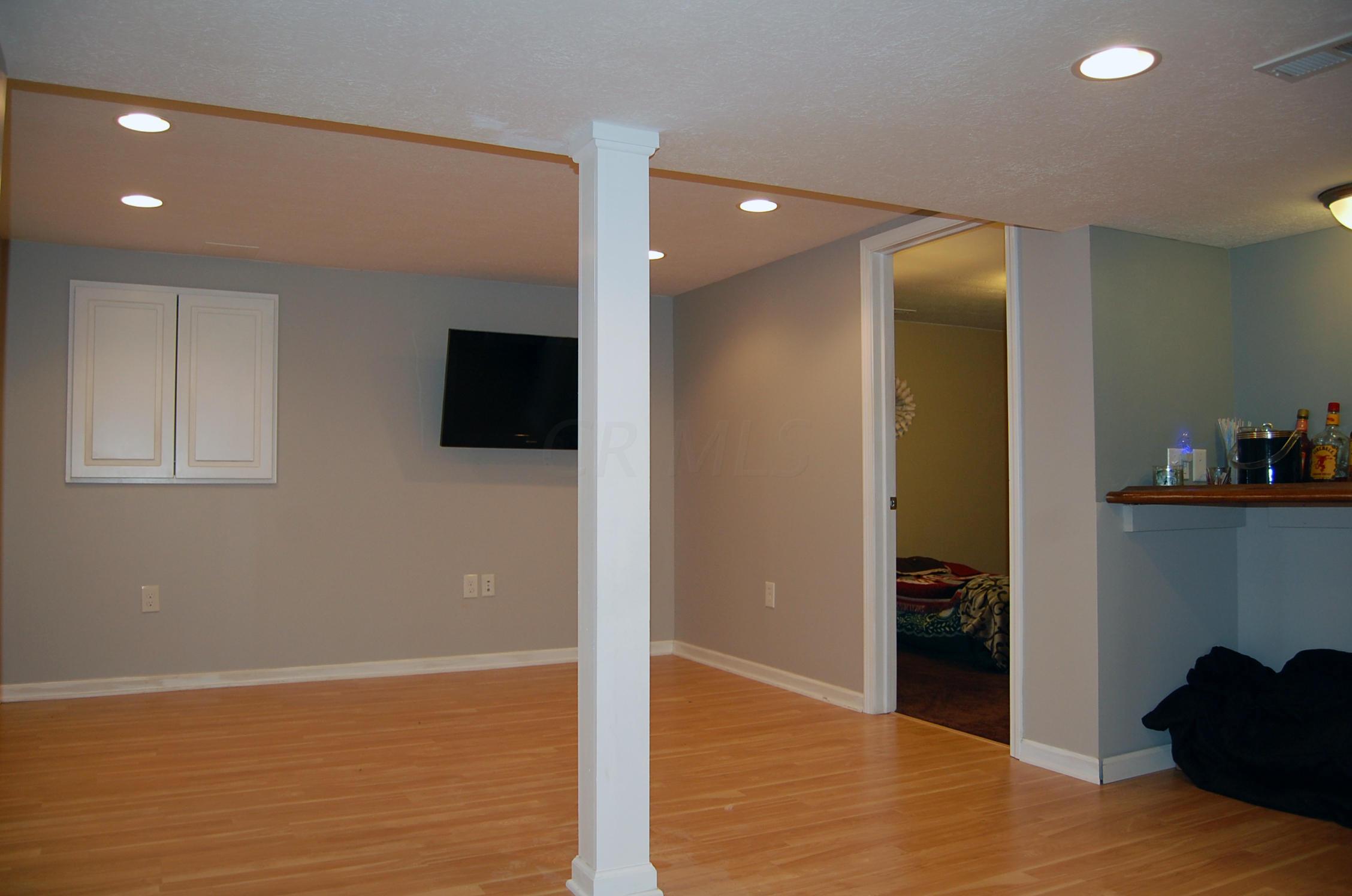 7765 Stanburn Road Columbus, OH 43235 - Photo 18 of 28