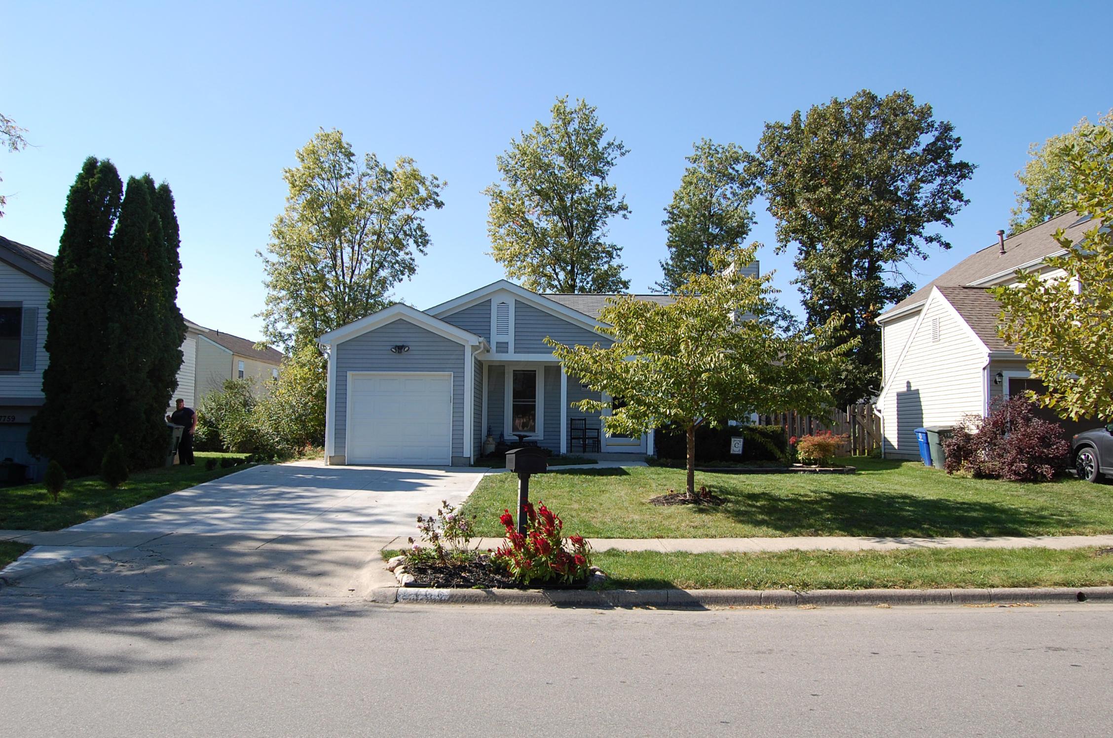 7765 Stanburn Road Columbus, OH 43235 - Photo 2 of 28