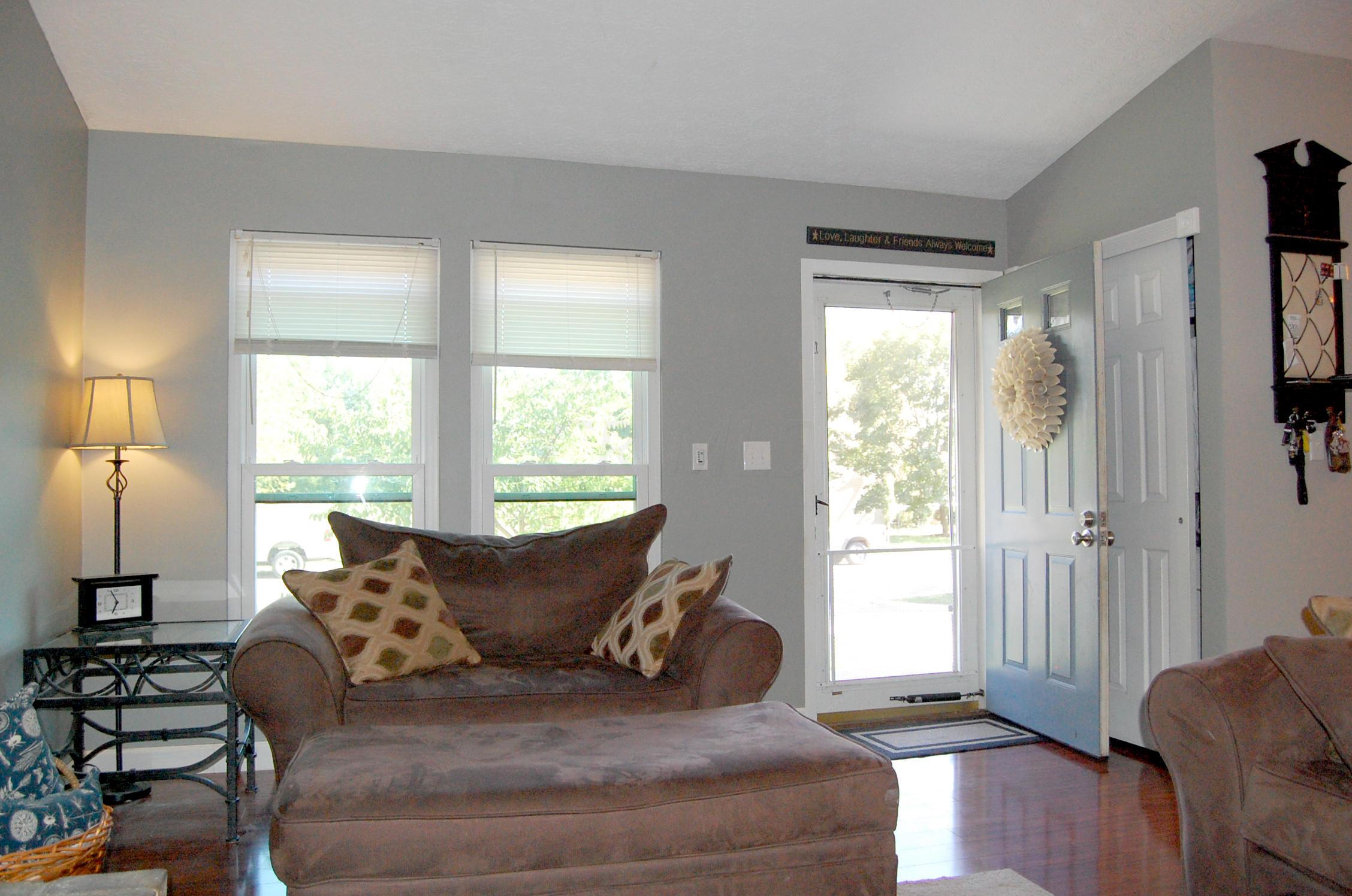 7765 Stanburn Road Columbus, OH 43235 - Photo 3 of 28