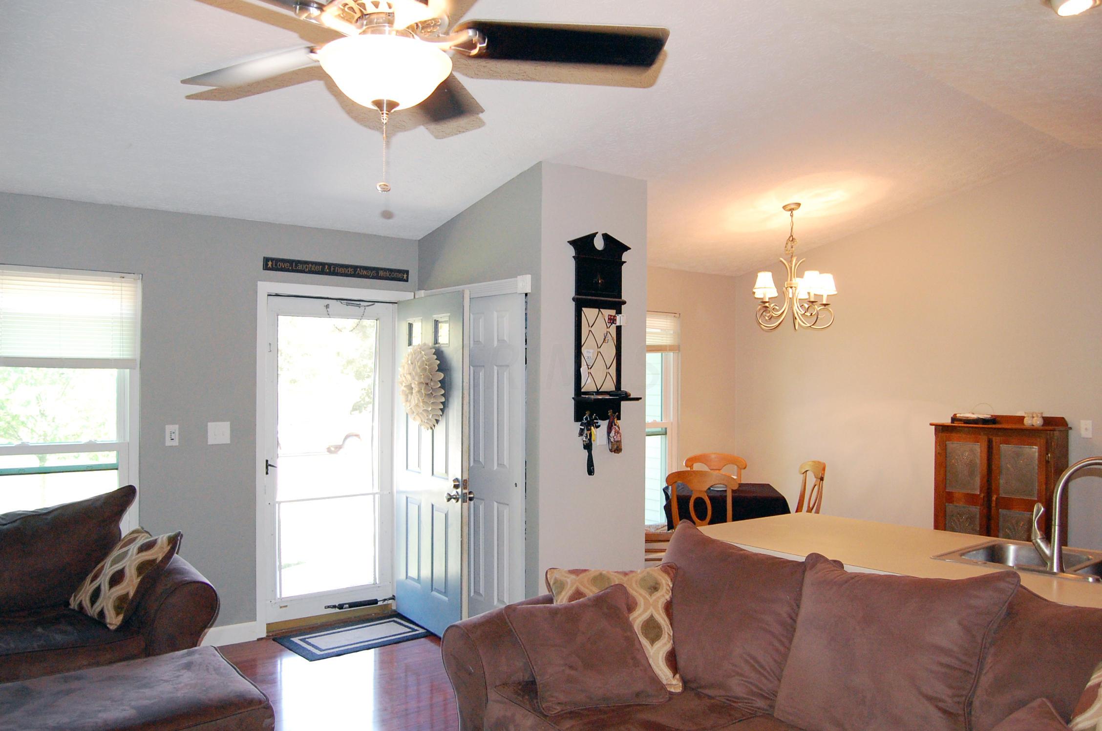 7765 Stanburn Road Columbus, OH 43235 - Photo 7 of 28