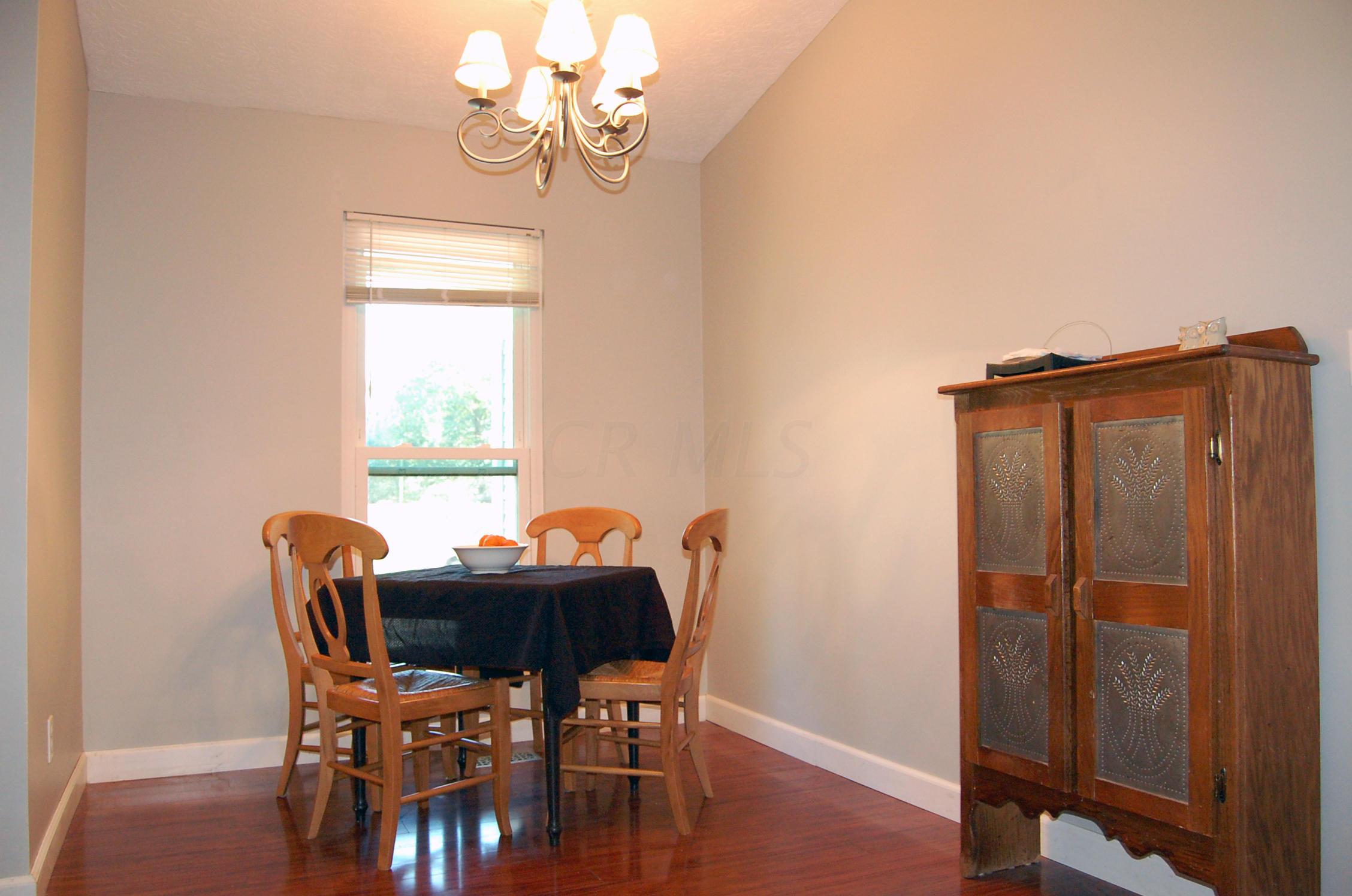 7765 Stanburn Road Columbus, OH 43235 - Photo 10 of 28