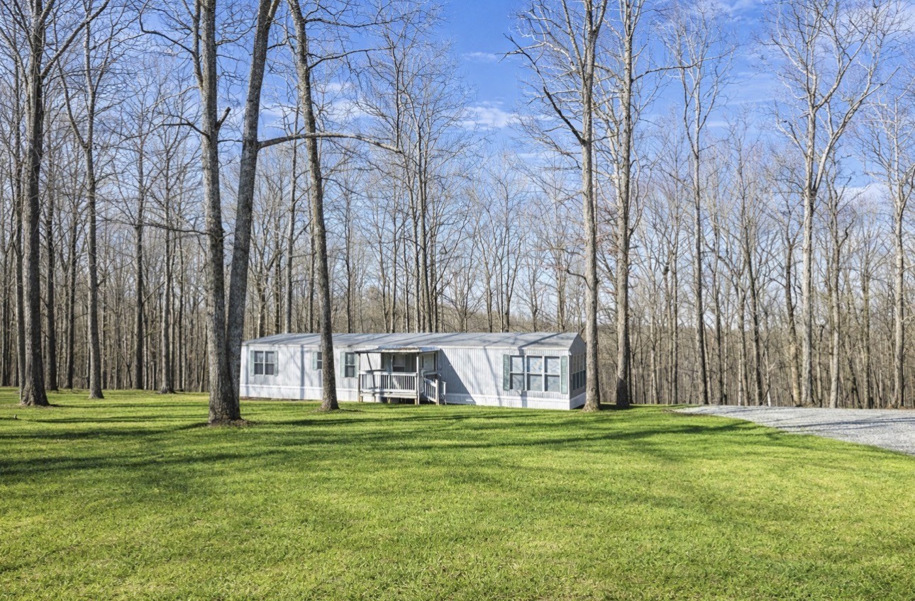 898 Overhead Bridge Road Hampshire, TN 38461 - Photo 1 of 32