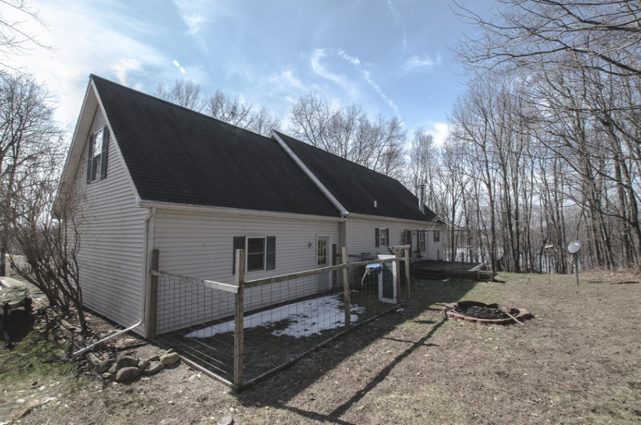 13202 Gilkey Lake Road Delton, MI 49046 - Photo 10 of 20 Gilkey Back