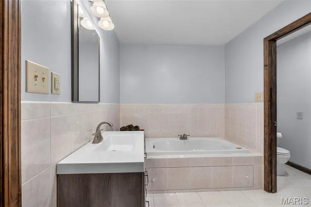 $260,000 | 126 Linda Drive, Sikeston, MO 63801